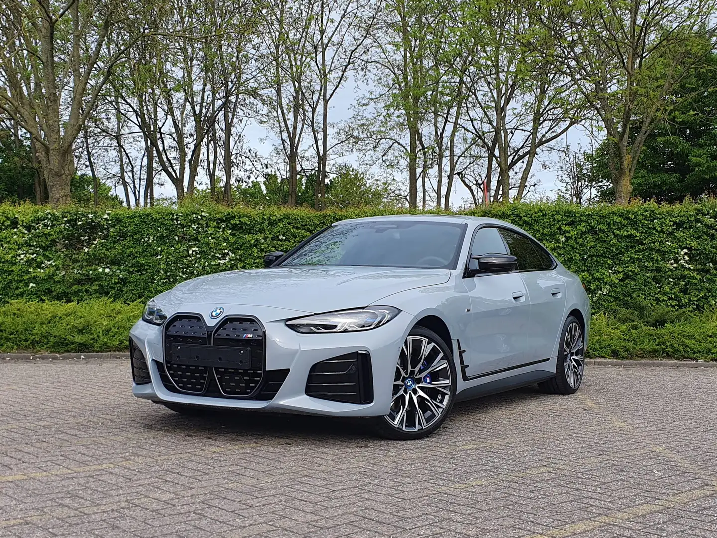 2023 BMW i4 M50 xDrive 544HP 83kWh M-Sport - Individual - Image 16