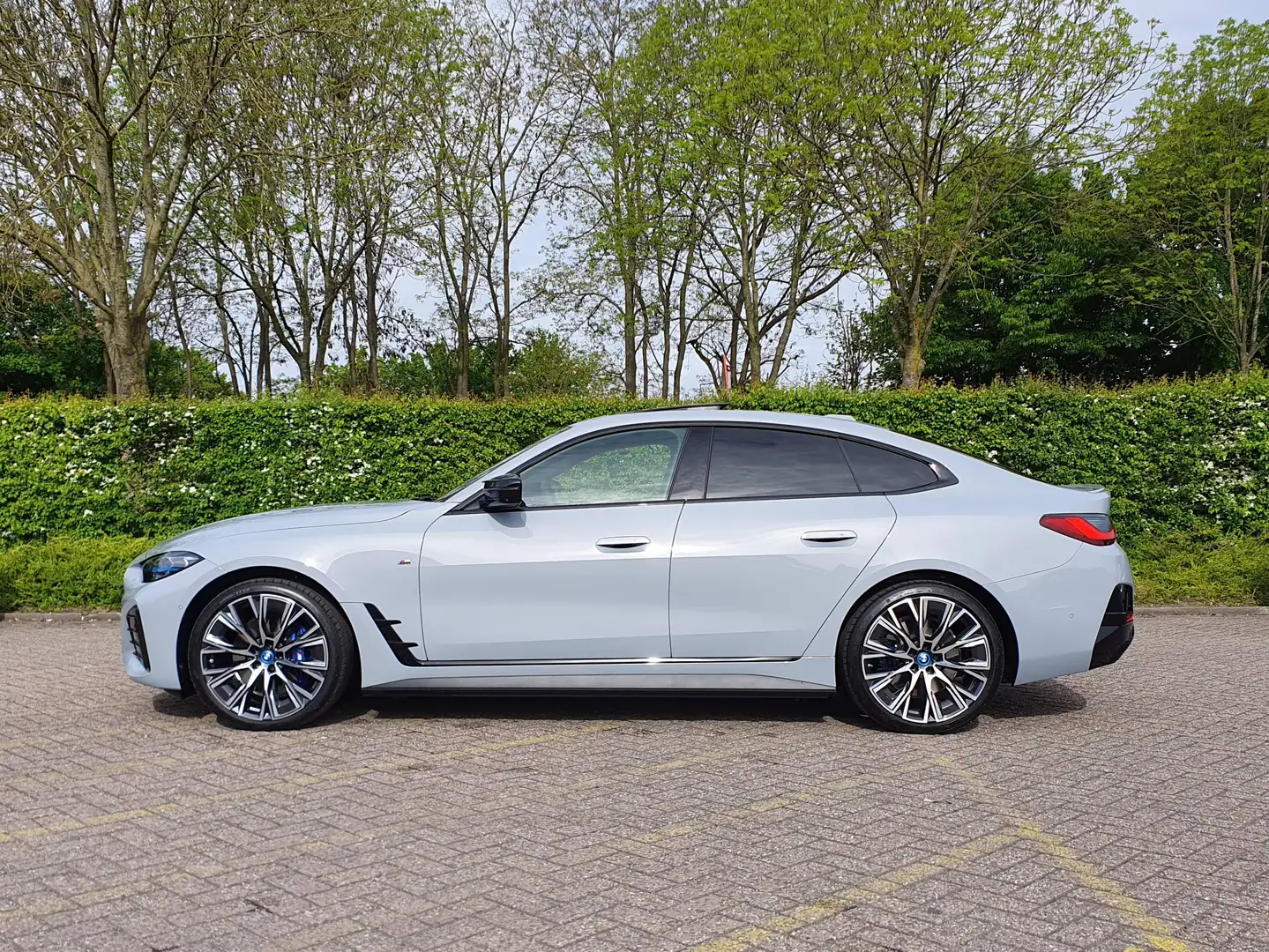 2023 BMW i4 M50 xDrive 544HP 83kWh M-Sport - Individual - Image 7
