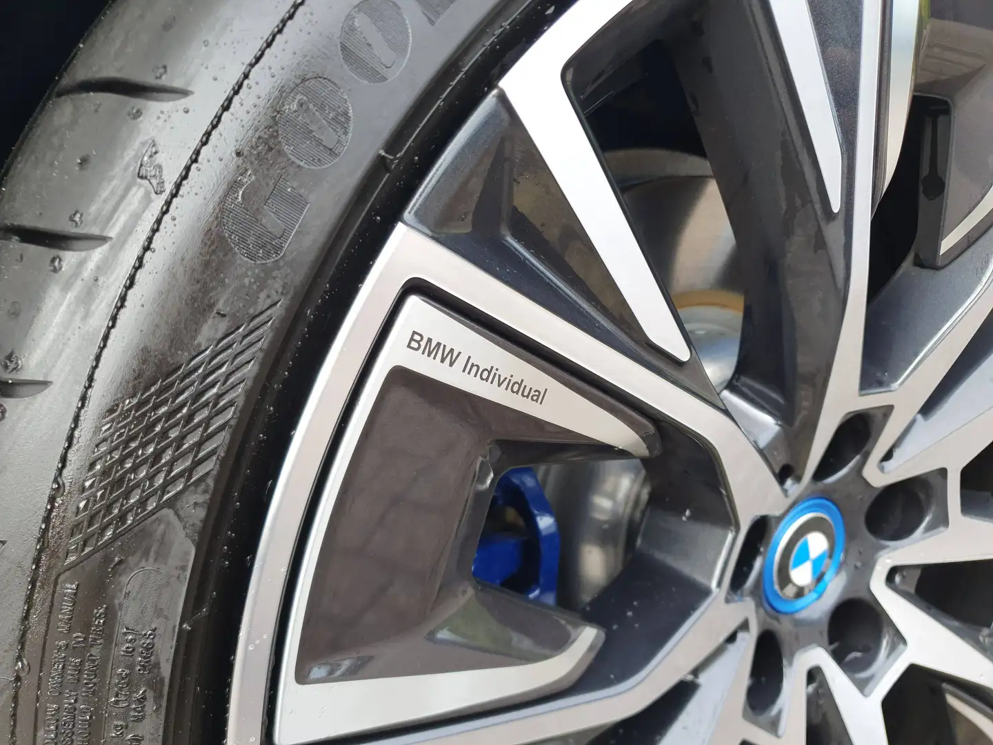 2023 BMW i4 M50 xDrive 544HP 83kWh M-Sport - Individual - Image 15