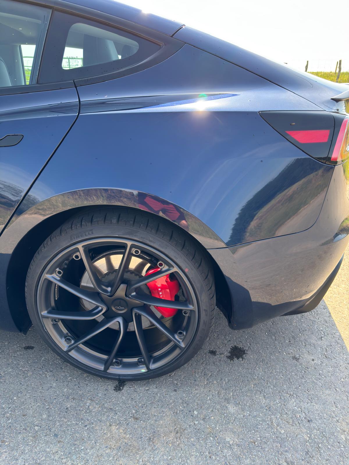 Tesla Model 3 Performance AWD - Image 16