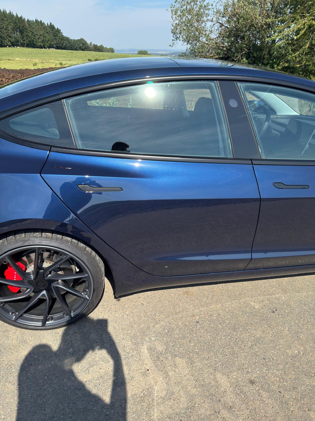 Tesla Model 3 Performance AWD - Image 28