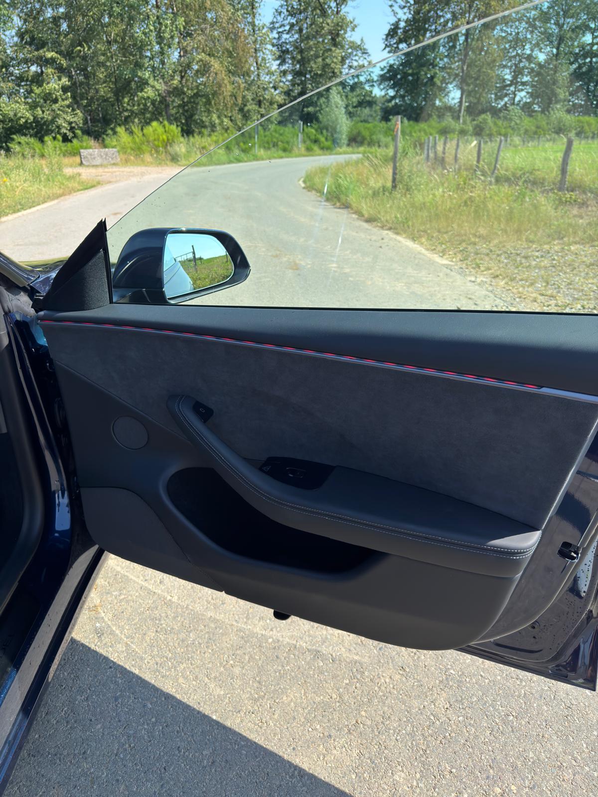 Tesla Model 3 Performance AWD - Image 34