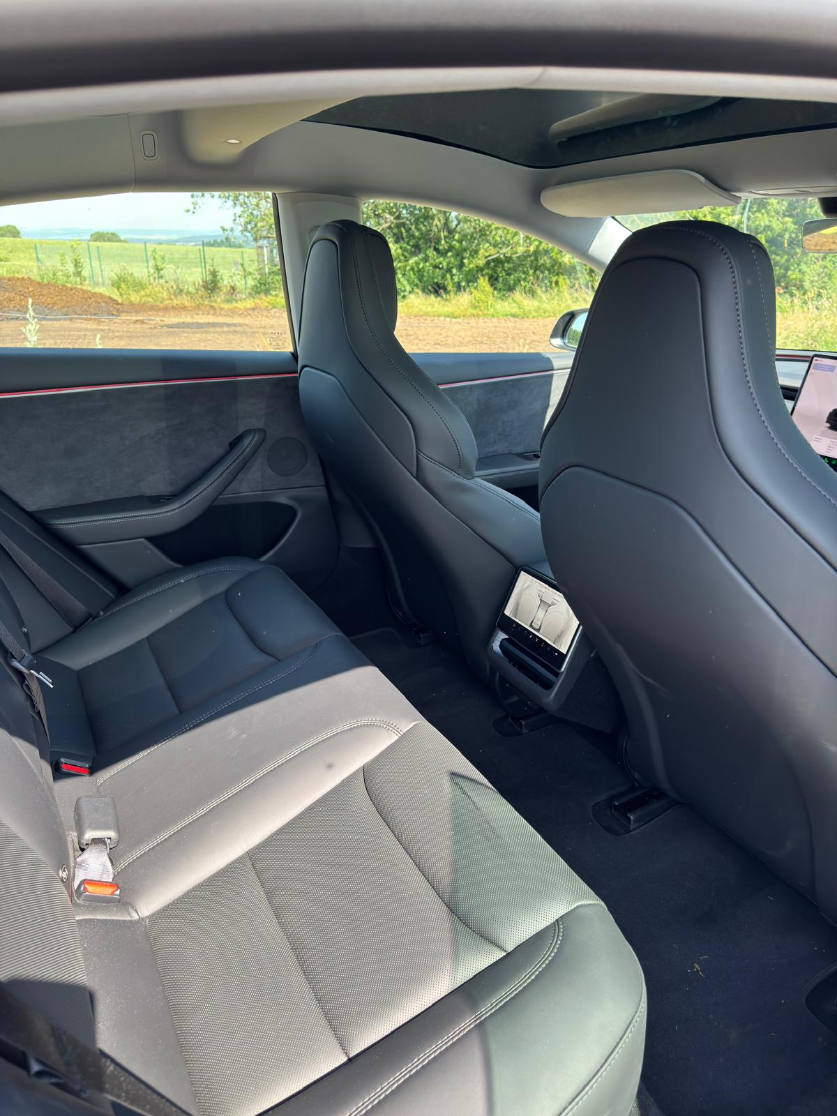 Tesla Model 3 Performance AWD - Image 35