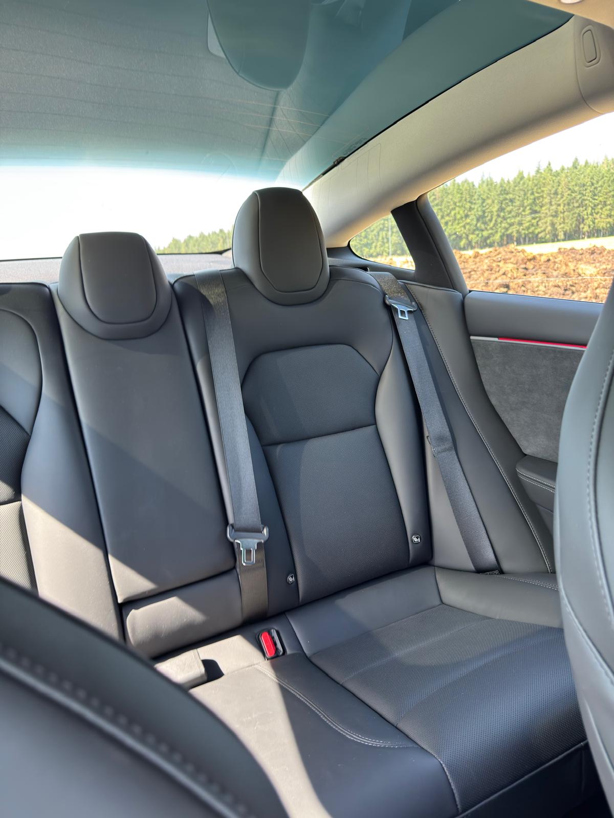 Tesla Model 3 Performance AWD - Image 44